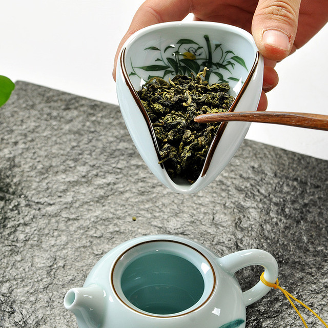 Ręcznie malowany ceramiczny uchwyt na herbatę lotos w stylu Jingdezhen - Wianko - 3
