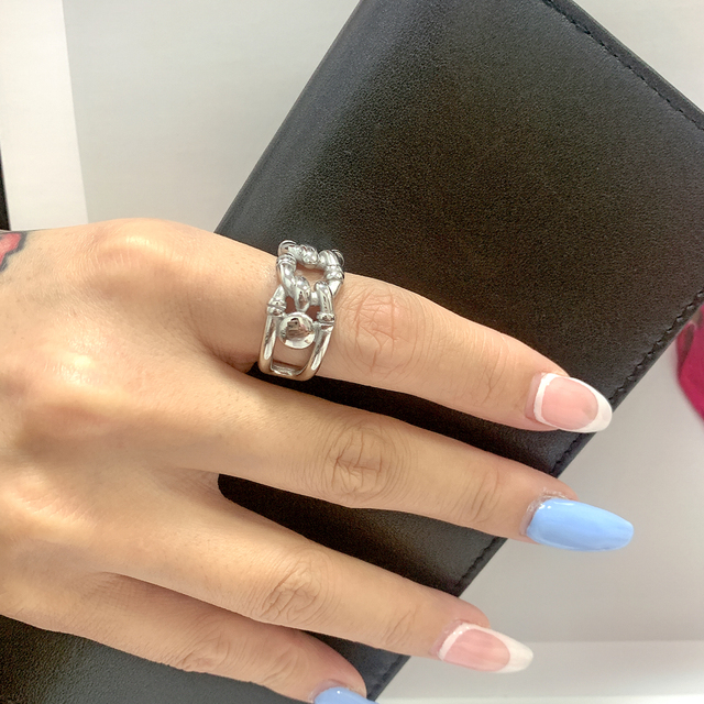 Nowy pierścionek ze stali nierdzewnej w złotym kolorze, wysokiej jakości, owalny i wydrążony, dla kobiet, w modnym stylu, idealny na prezent - Wianko - 16