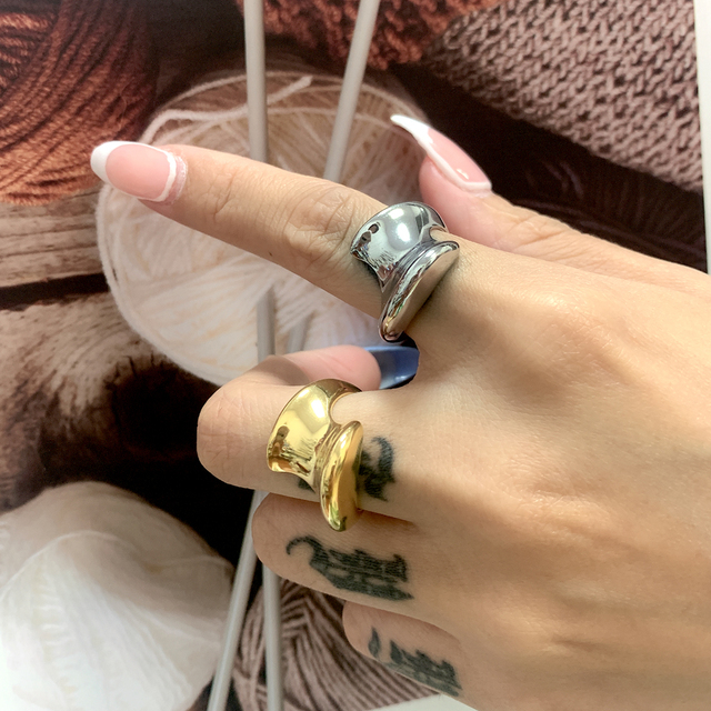 Nowy pierścionek ze stali nierdzewnej w złotym kolorze, wysokiej jakości, owalny i wydrążony, dla kobiet, w modnym stylu, idealny na prezent - Wianko - 38