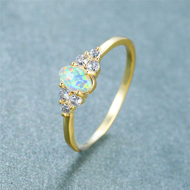 Złoty pierścień ślubny Dainty z białym opalowym kamieniem i kryształem - Wianko - 5