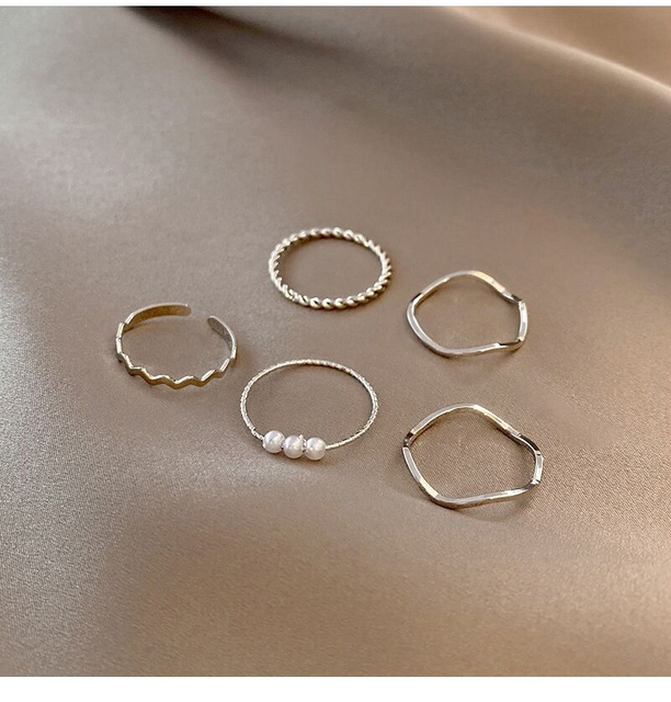 Pierścionki perła proste Dainty Twist - zestaw 5 nowych modnych minimalistycznych pierścionków dla kobiet i dziewcząt - Wianko - 3