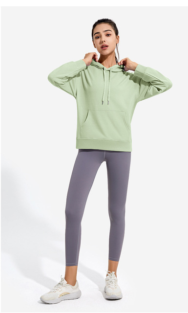Damska rozciągliwa bluza sportowa z kapturem i kieszeniami - ćwiczenia i jogging - Wianko - 16