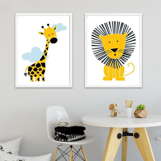 Malarstwo na płótnie dla dzieci: Cartoon plakaty zwierząt - żółty lew i żyrafa jako urocza dekoracja do pokoju przedszkolnego - Wianko - 5