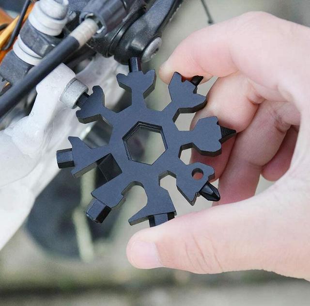 18 w 1 Kieszonkowy Breloczek Snowflake Multitool, Klucz Sześciokątny, Uniwersalny Śrubokręt, Przydatne Narzędzie do Pracy na Zewnątrz - Wianko - 59