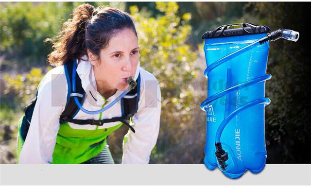 AONIJIE Torba na wodę składana TPU 1.5L/2L/3L dla mężczyzn i kobiet - worek nawadniający do sportów outdoorowych - Wianko - 5