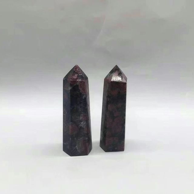 Kamienie naturalne granat różdżka kwarc kryształ Reiki - dekoracyjne klejnoty do domu - Wianko - 4