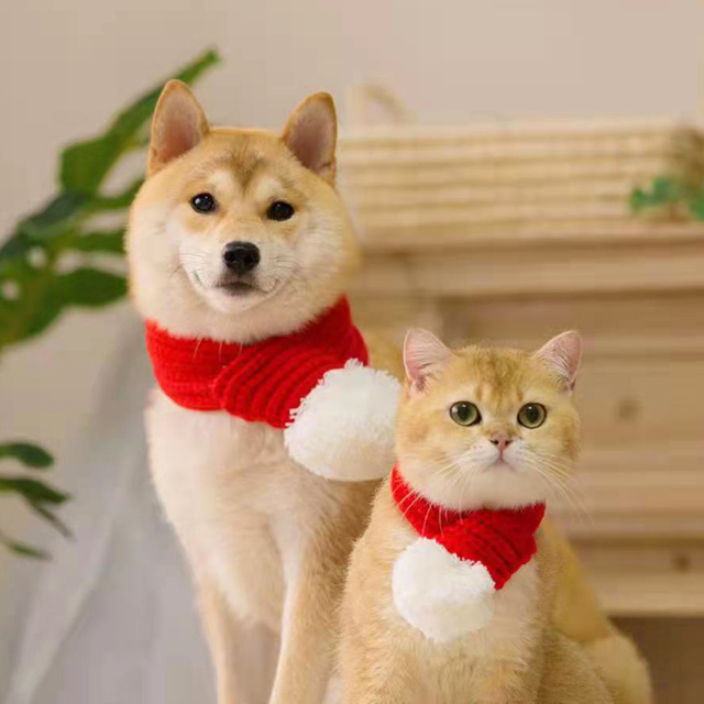 Czerwony, ciepły i regulowany szalik świąteczny dla kota - Wianko - 8