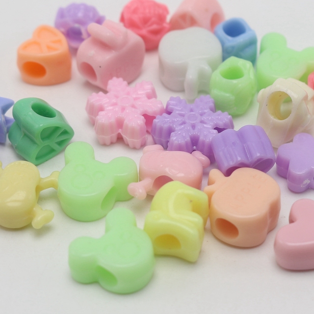 100 różnorodnych pastelowych koralików akrylowych w kształcie serc i zwierząt, idealnych do robótek ręcznych dla dzieci - Wianko - 3