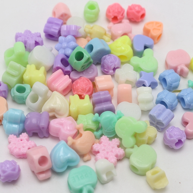 100 różnorodnych pastelowych koralików akrylowych w kształcie serc i zwierząt, idealnych do robótek ręcznych dla dzieci - Wianko - 1