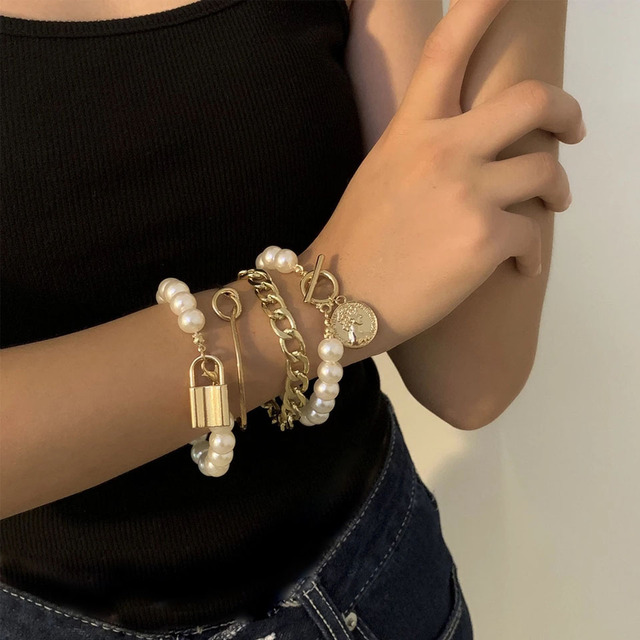 Nowa zawieszka w kształcie litery dla kobiet - bransoletka łańcuszkowa ze stali nierdzewnej, pozłacana, estetyczna dla dziewczyny, prezent na Walentynki Jewelry 2020 - Wianko - 2