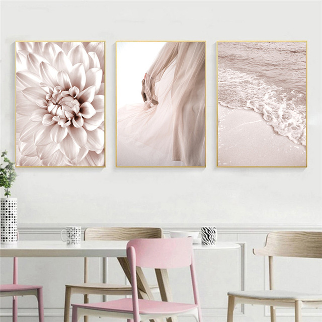 Romantyczny obraz dekoracyjny - różowy kwiat, plaża, fale, dziewczyna - malarstwo i kaligrafia - Wianko - 3