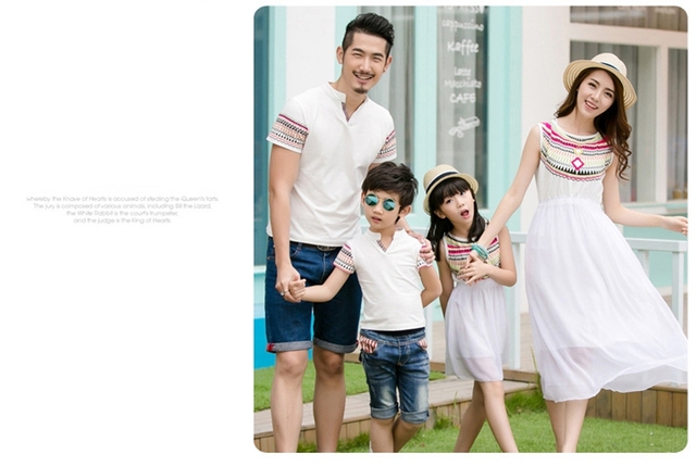 2021 Rodzinne stroje letnie w stylu etnicznym: sukienki plażowe dla matki i córki, biały T-shirt dla ojca i syna - Wianko - 8