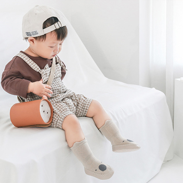 Antypoślizgowe buty z miękkimi podeszwami dla niemowląt - bawełniane, wzór z Cute Cartoon zwierzątkami - Wianko - 7