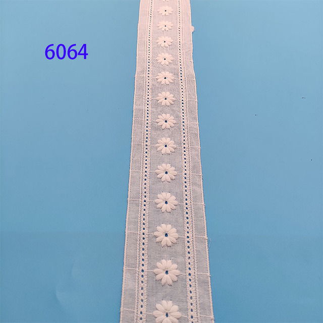 Koronkowa wstążka haftowana w kwiaty - 5 jardów, 100% bawełna - Wianko - 2