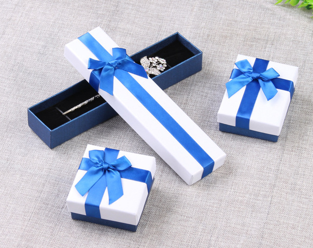 Pudełko prezentowe na biżuterię z papieru, niebieskie, w kształcie prostokąta z kokardą, idealne na naszyjniki, kolczyki i pierścionki - Wianko - 9