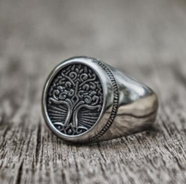 Męski pierścionek z metalowym drzewem życia w stylu retro skandynawskim - wysoka jakość i klasyczny design - Wianko - 20