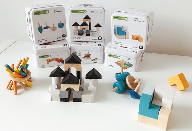 Zestaw klocków drewnianych dla dzieci TinBox Storage Organizer - Tangram puzzle 3D, koraliki układanki, domino, Gyro Spin, szachy, gra montessori - Wianko - 2