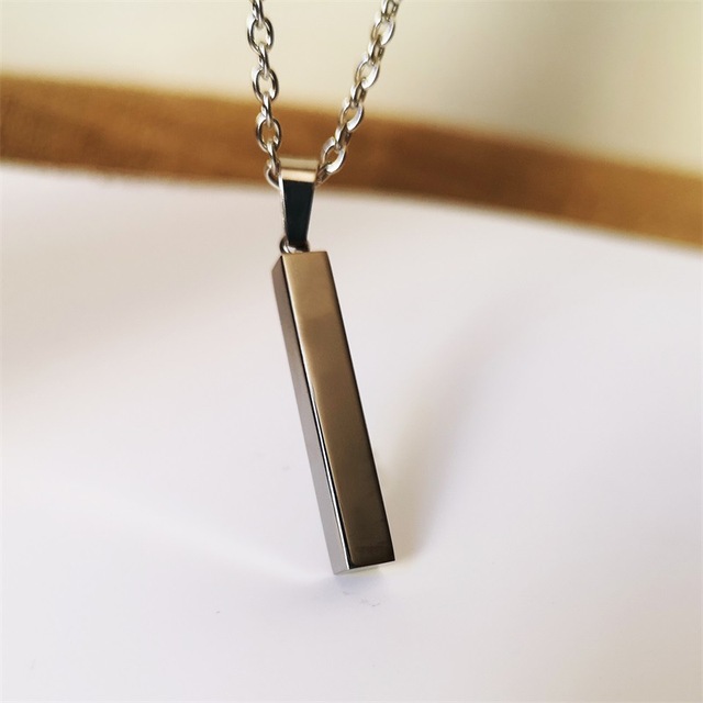 Naszyjnik długiego wisiorka z geometrycznym, prostokątnym kształtem, wykonany z wysokogatunkowej, nierdzewnej stali - Wianko - 4