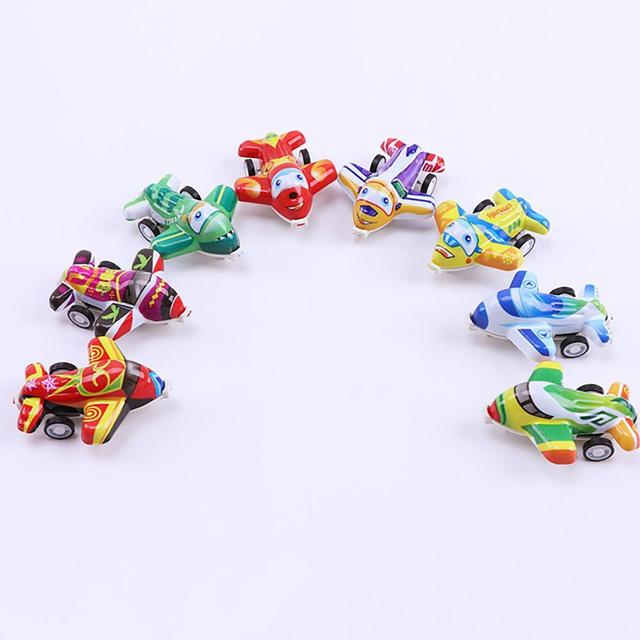 Mini modele samolotów dla dzieci na urodziny (5 sztuk) - zabawki na wypełnienie pinaty i bawiące się dzieci - Wianko - 6