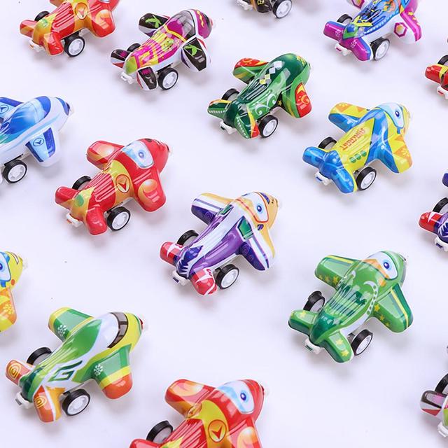 Mini modele samolotów dla dzieci na urodziny (5 sztuk) - zabawki na wypełnienie pinaty i bawiące się dzieci - Wianko - 5