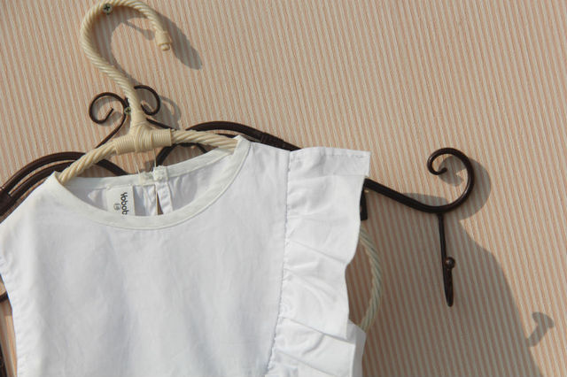 Wygodna bawełniana bluzka z falbankami dla dziewczyny, kolor biały, rękaw 3/4 - Wianko - 20