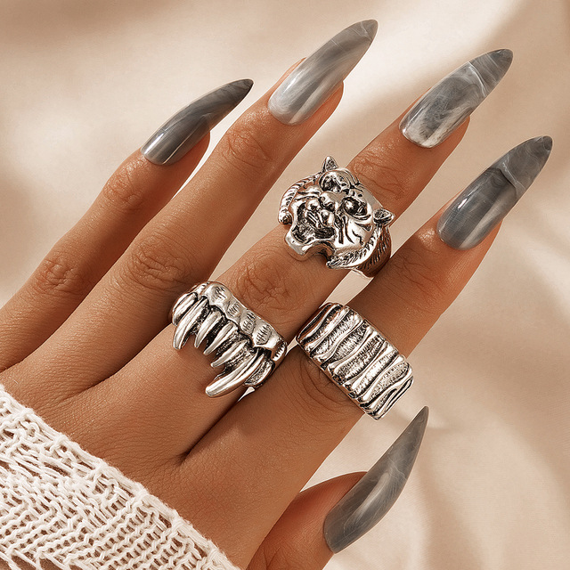 Zestaw 3 pierścieni w stylu vintage Y2K z modnym złotym metalem dla kobiet - wąż, lew - kolor srebrny - Wianko - 4