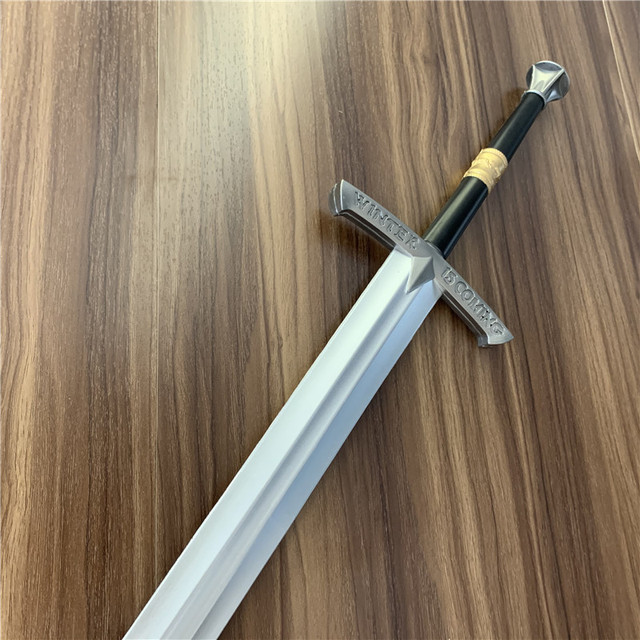 Zimny lód miecz 104cm – idealny do cosplayu i dekoracji, wykonany z bezpiecznej skóry sztucznej - Wianko - 14