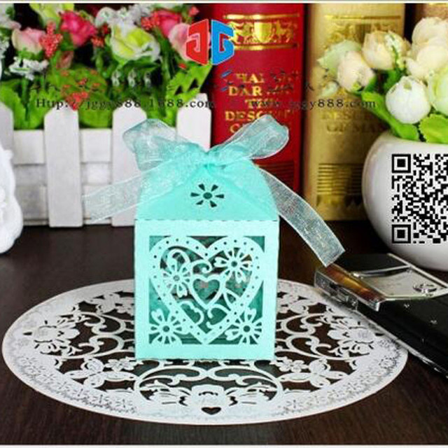 10 sztuk serce miłość laserowo wycinane Hollow pudełka na prezenty cukierki z wstążką Baby Shower weselne - Wianko - 5