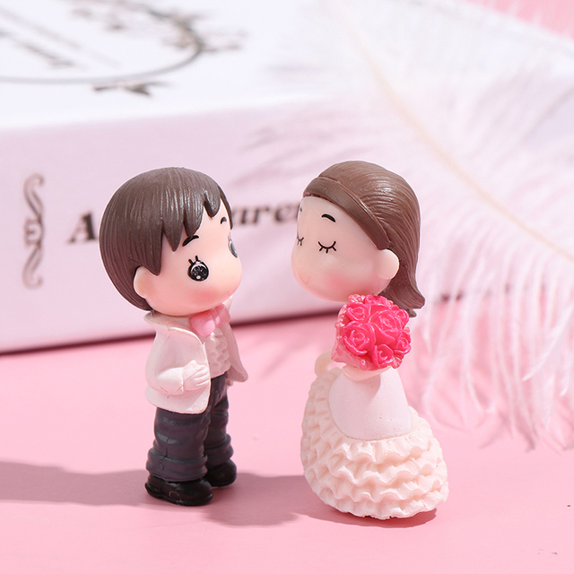 Figurka miniaturowa Romantyczny Kochanek Marry Me - prezent na Walentynki, dekoracja ogrodowa - Wianko - 2