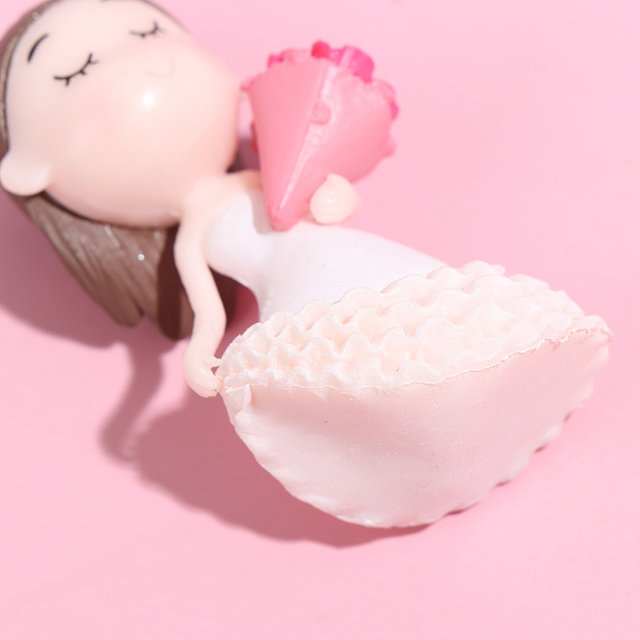 Figurka miniaturowa Romantyczny Kochanek Marry Me - prezent na Walentynki, dekoracja ogrodowa - Wianko - 6
