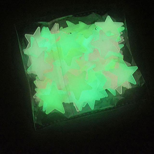 Naklejki ścienne 3D z sufitowymi gwiazdami, w ciemności świecące, 100/40 szt., śliczna dekoracja do domu - Wianko - 6