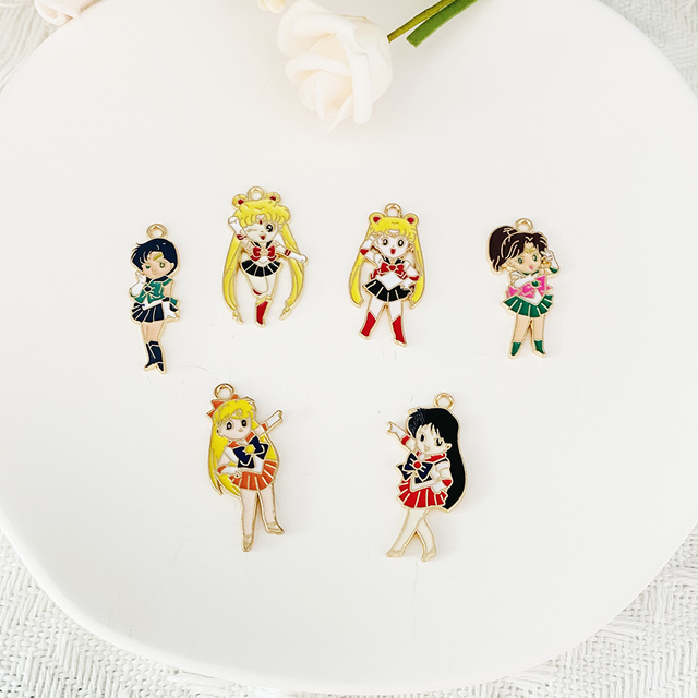 10 sztuk ręcznie robionych wisiorków naszyjników breloków ze stopu - japońska kreskówka Anime dla dziewczyn DIY - Wianko - 3