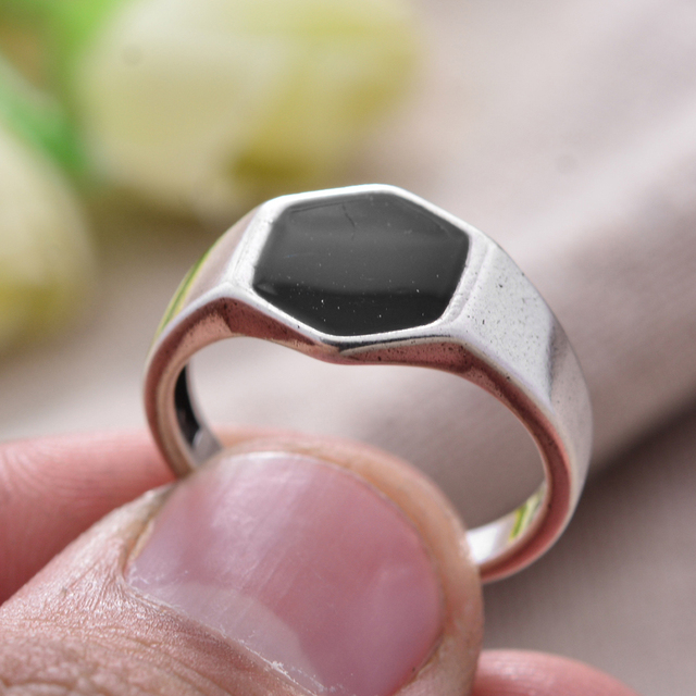Pierścień otwarty z czarną żywicą i wzorem rombu - 925 Sterling Silver - Wianko - 3