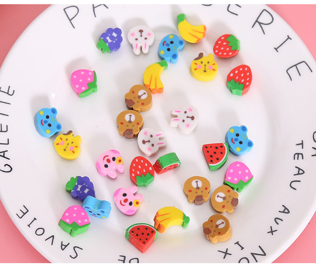 30 paczek mini gumek, małe gumki w kształcie kreskówkowych postaci, kreatywne artykuły papiernicze dla dzieci - gumki Koreańskie - Wianko - 1