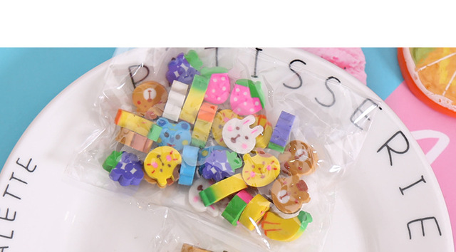 30 paczek mini gumek, małe gumki w kształcie kreskówkowych postaci, kreatywne artykuły papiernicze dla dzieci - gumki Koreańskie - Wianko - 8
