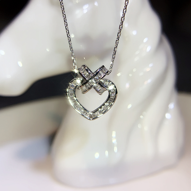 Naszyjnik damski w kształcie krzyża serca z geometrycznym kamieniem CZ - biżuteria ślubna - Wianko - 1