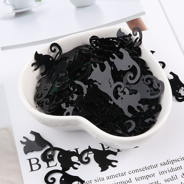 Czarny kot w kształcie płaskich luźnych cekinów Paillettes, 200 sztuk (10g), 13*20mm - ozdoby rękodzielnicze na ślub, Halloween i święta - Wianko - 1