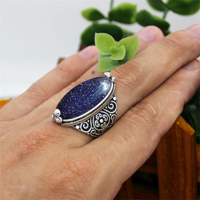 Nieregularny ciemnoniebieski kamień w kształcie oka - pierścień z ciemnoniebieskimi cekinami - modna biżuteria dla kobiet - Wianko - 23