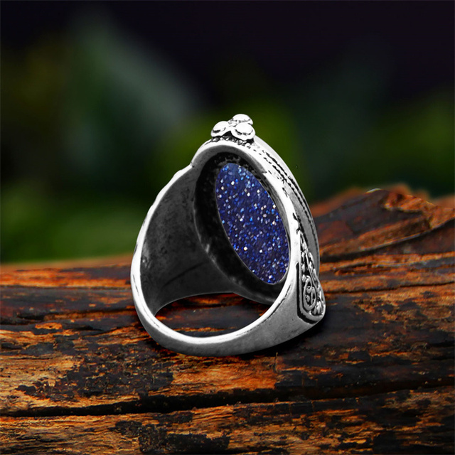 Nieregularny ciemnoniebieski kamień w kształcie oka - pierścień z ciemnoniebieskimi cekinami - modna biżuteria dla kobiet - Wianko - 21