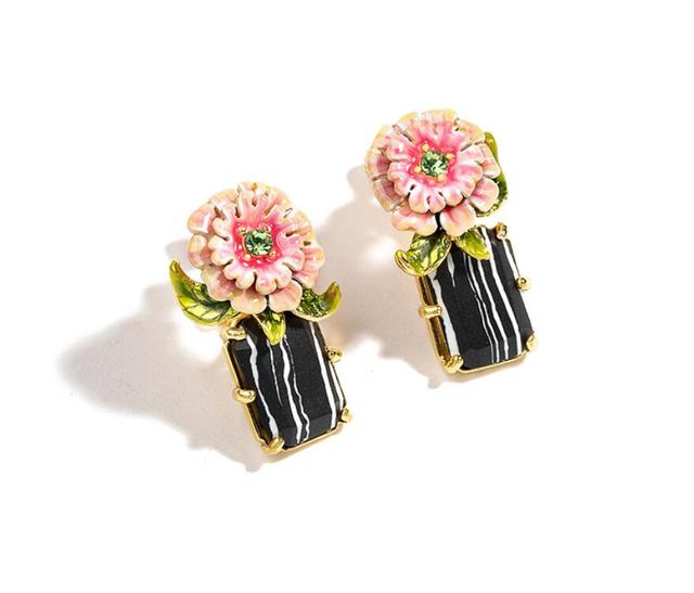 Kwiatowe kolczyki spiralne bez przebicia uszu różowe glazurowane emalią z 2019 r. - zestaw biżuterii dla kobiet - Wianko - 13