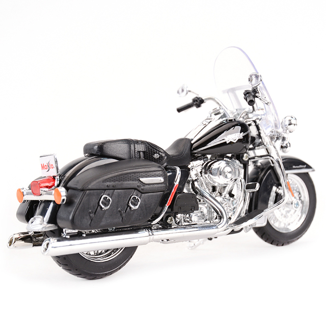 Model motocykla Maisto 1:12 2013 FLHRC Road King klasyczny odlew - Wianko - 4