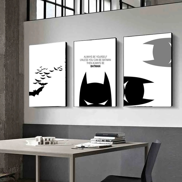 Nowoczesny czarno-biały obraz Chłopiec bohater na płótnie - plakat dekoracyjny do salonu - Wianko - 1