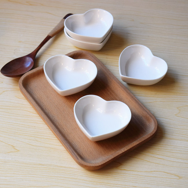 Mały talerzyk ceramika - kreatywny 4 sztuk słodkie serce Cartoon danie talerz na przekąski sałatka taca do posiłków - Wianko - 1
