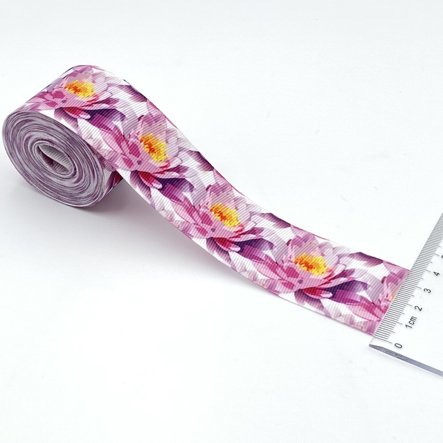 Ręcznie robiona różowa wstążka z kwiatem, idealna do dekoracji ślubnych - szerokość 38mm - Wianko - 4