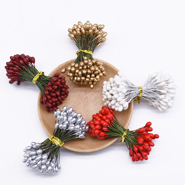 100 sztuk czerwonych sztucznych kwiatów 5mm - pręcik jagody do własnoręcznego tworzenia świątecznego wianka - dekoracje tortu weselnego - Wianko - 12
