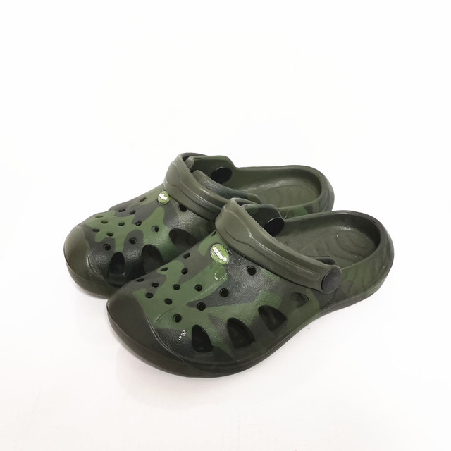 Dziecięce chodaki Crock zielony moro, r. EUR 30-35, klapki ogrodowe i buty wewnętrzne dla chłopców 2021 - Wianko - 3