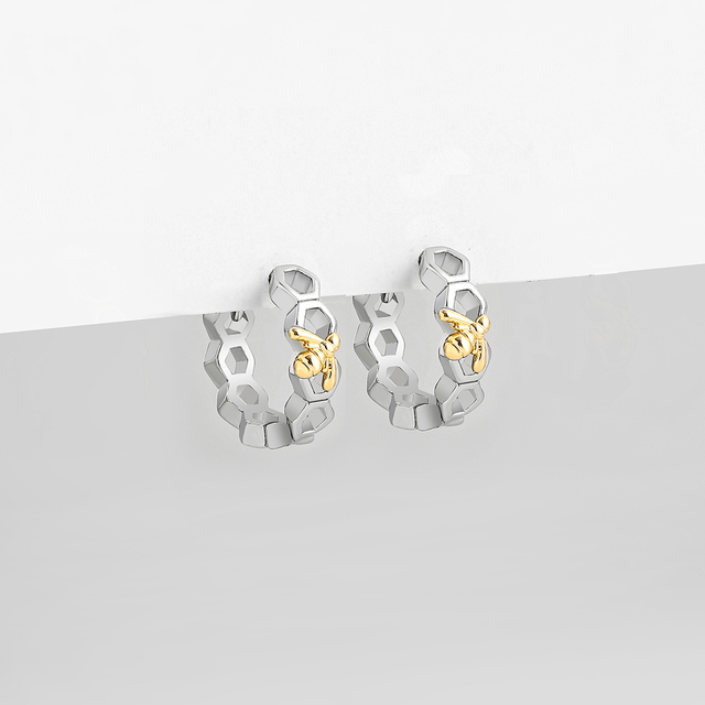 Złoto-srebrne kolczyki w kształcie plastra miodu z małą pszczołą - biżuteria ucha typu Hoop ze srebrnymi koralikami CZ - Wianko - 18