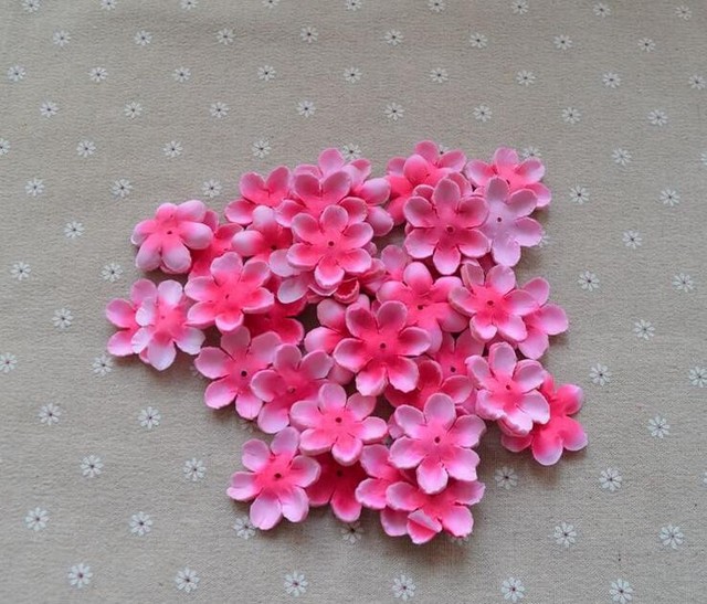 500 sztuk różowych płatków kwiatów o długości 5 cm do dekoracji miejsc na śluby, imprezy i wakacje - Wianko - 2