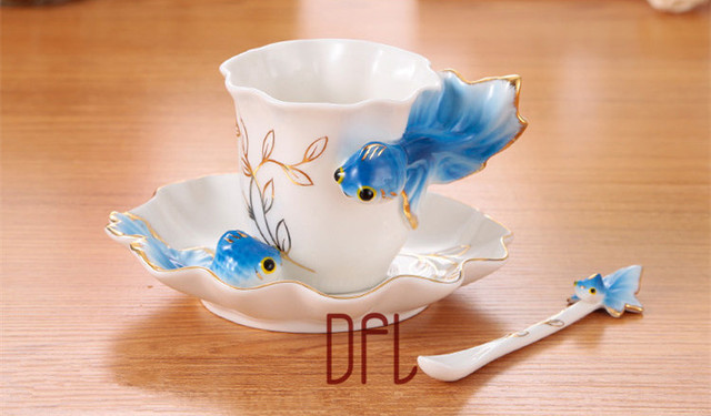 Kubki do kawy i herbaty Goldfish z łyżeczkami i spodkami - kreatywna porcelana - Wianko - 9