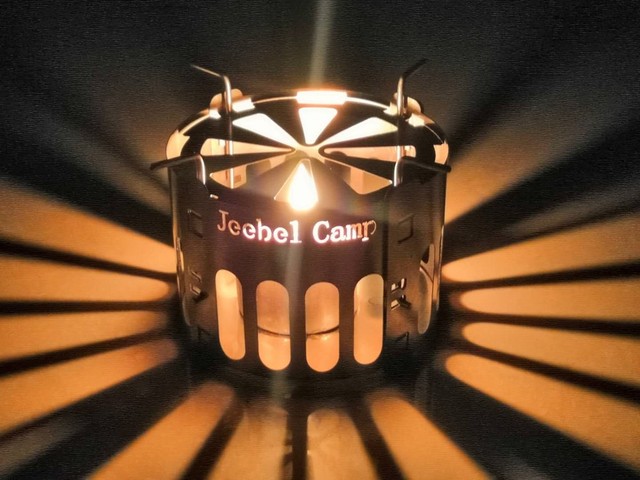 Stojak na alkohol Jeebel Camp - tytanowy, mini, przenośny stojak na alkohol z palnikiem do gotowania, idealny na piknik, kempingowe wycieczki i spędzanie czasu na świeżym powietrzu - Wianko - 7